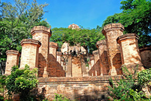 Về thăm Tháp Bà Ponagar – Nha Trang