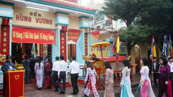Nghi thức trang trọng và ý nghĩa tại lễ hội Đền Hùng Nha Trang