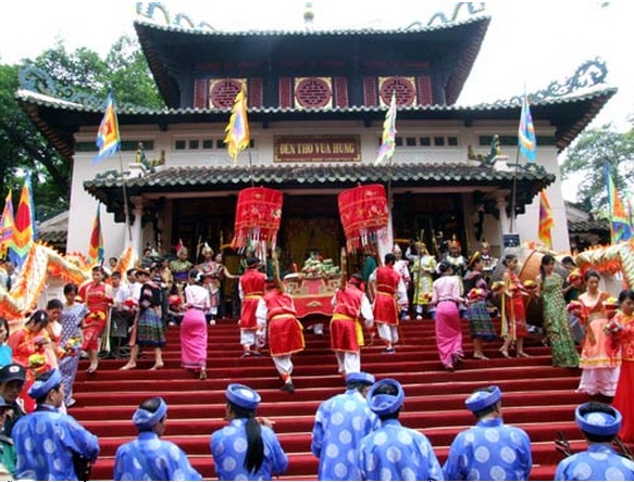Lễ hội Đền Hùng Nha Trang